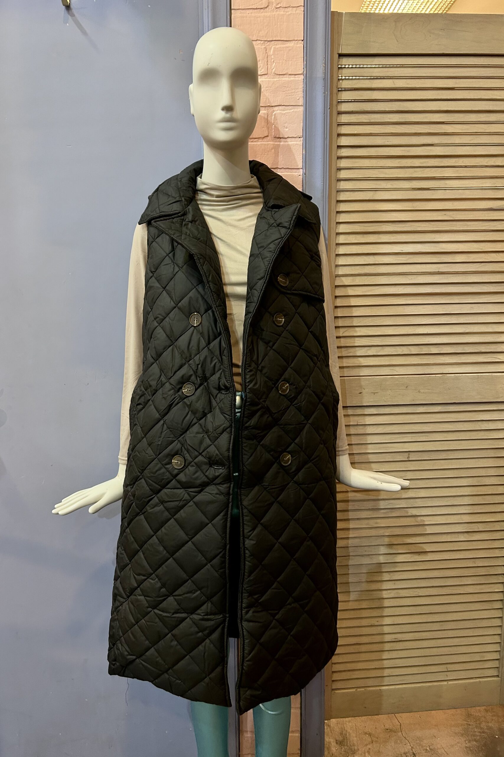 MAXI CHALECO CAPITONADO LARGO