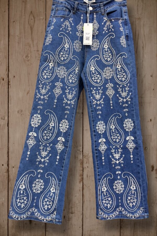 Photoroom_010_20250906_172720